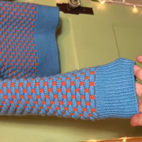 Women's H&M Bulky Heavy Football Crew Sweater Orange Blue M - Picture 7 of 13